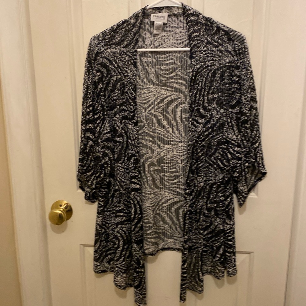 Chico’s travelers wrap size 2